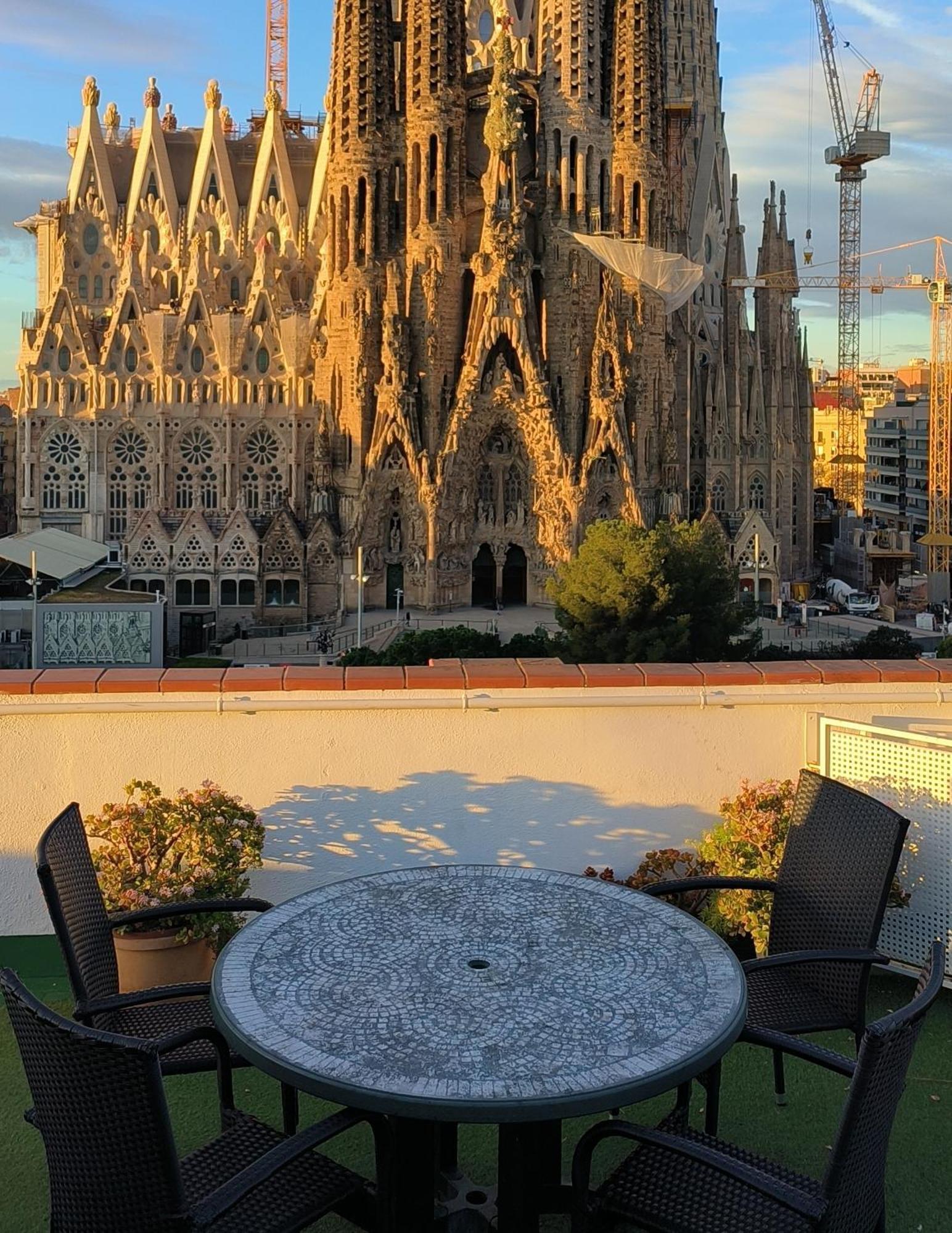 דירות ברצלונה Absolute Sagrada Familia מראה חיצוני תמונה